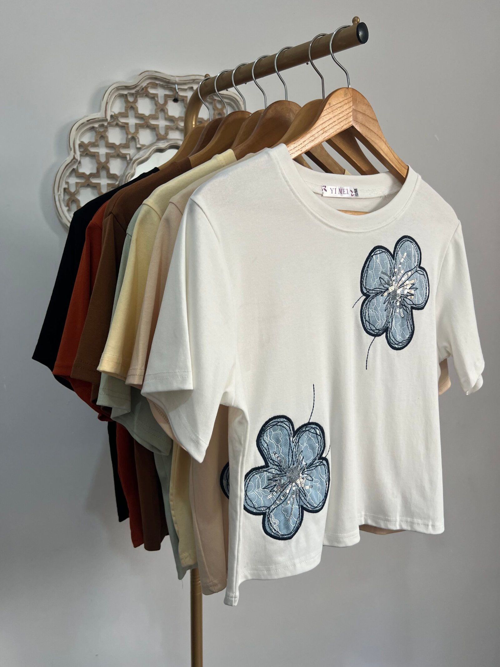 Remera Flor - Imagen 2